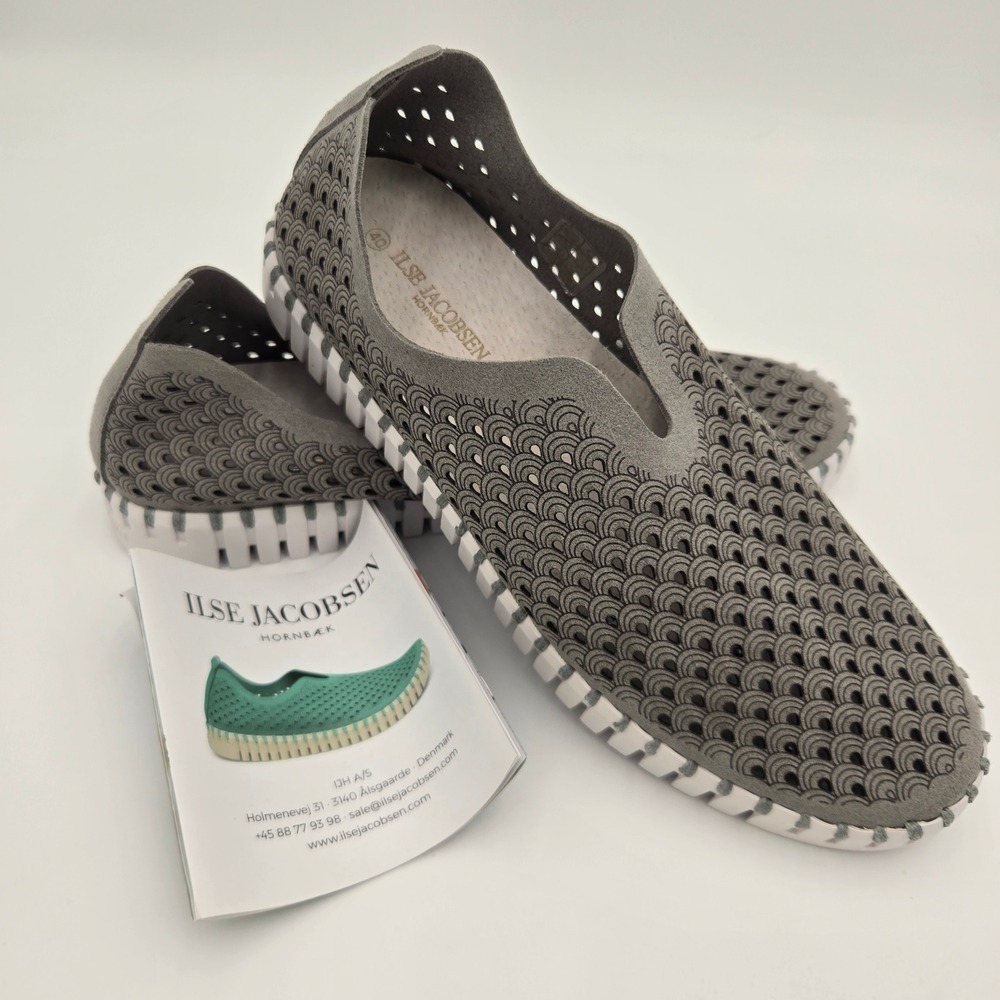 Ilse Jacobsen Tulip 139 Grey Perforated Slip On Sneakers Womens 40 Flats EUC